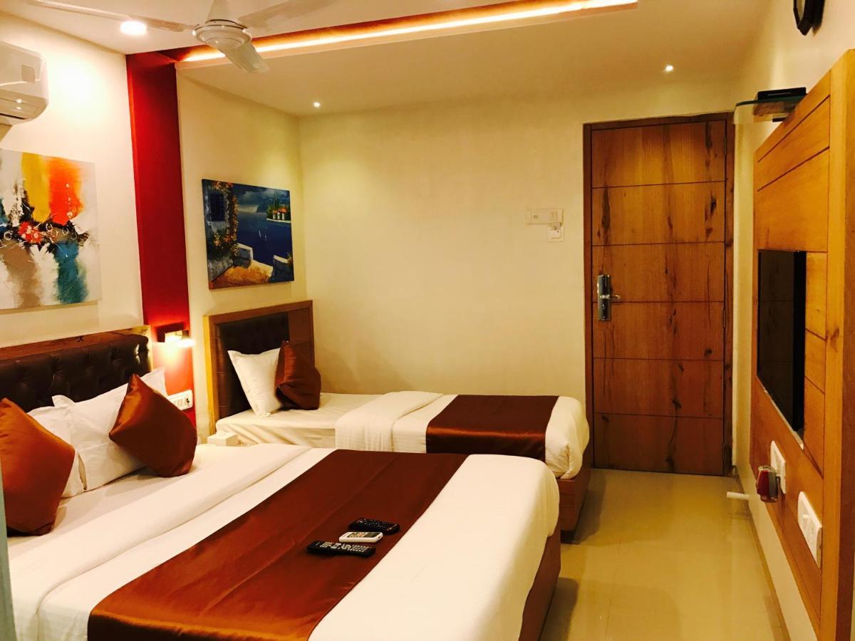 Hotel Grandeur-Near Mumbai International Airport Екстериор снимка